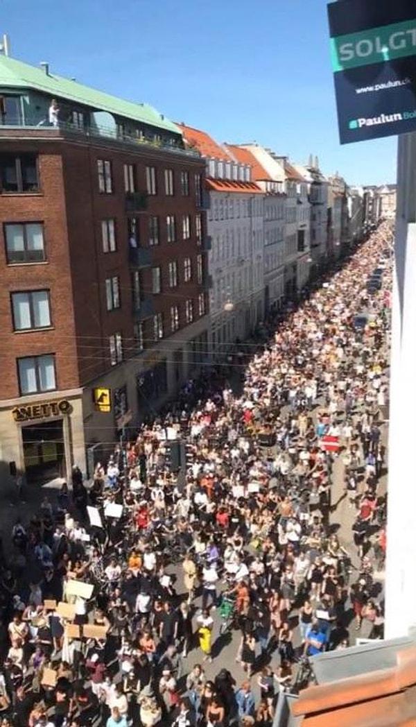 11. George Floyd için 1000 kişinin bir araya geldiği Danimarka 'Duygudaşlık' Yürüyüşü: