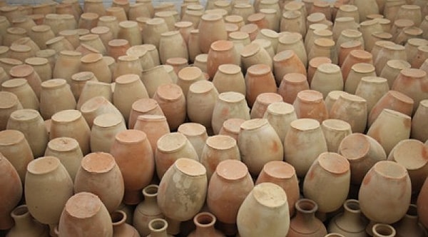 4. Komşunun damındaki testiyi kırmak