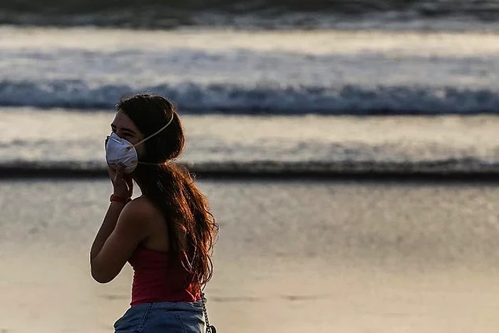 Sağlık Bakanı Koca'dan Bilim Kurulu Toplantısı Sonrası Açıklamalar: 24 Saatte 17 Kişi Öldü