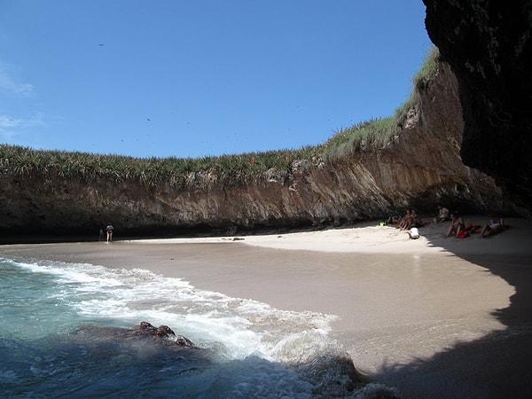 La Playa del Amor dünya üzerindeki tek saklı plaj.