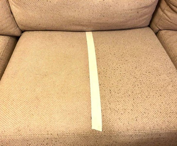 14. Почищенный диван и грязный: