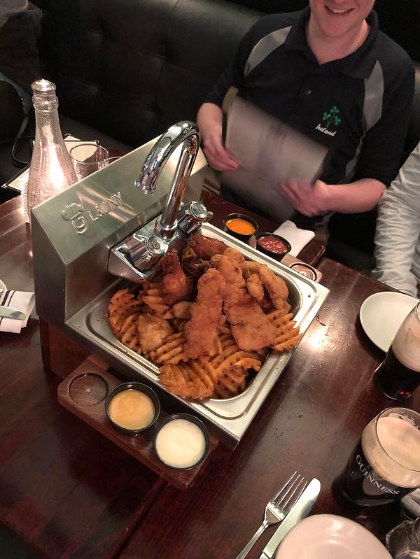 11. Нашу закуску подали в раковине