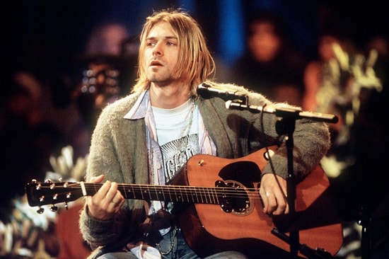 Kurt Cobain'in MTV Unplugged Performasında Çaldığı Gitar Rekor Fiyata Satıldı