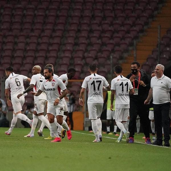 90+9.dakikada Gaziantep FK, kazanılan penaltı vuruşunu Maxim ile gole çevirdi ve durumu 3-3'e getirdi