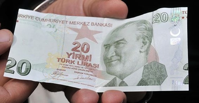 Yazın montun cebine para koyarak kışın bulunca mutlu oluyorsun!