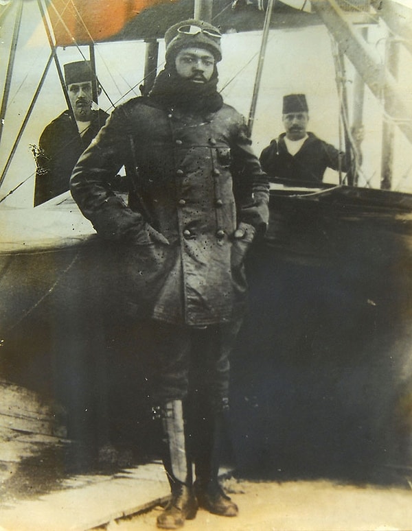 25. Ahmet Ali Çelikten (1883-1969), İlk Osmanlı Pilotu