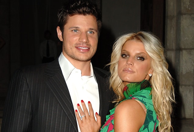 12. Jessica Simpson'ın Nick Lachey'i aldattığını ortaya çıkaran bir gömlekti!
