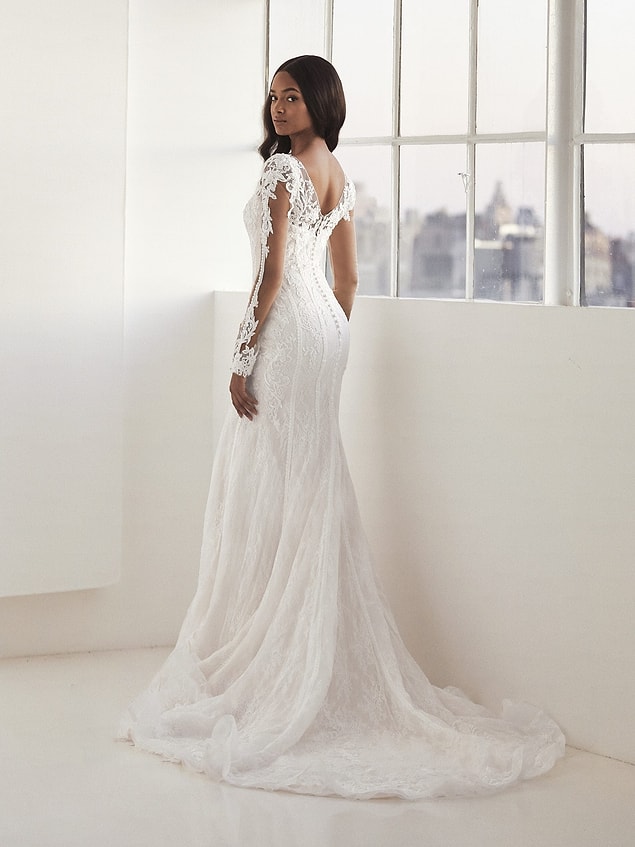 17. PRONOVIAS da farklı koleksiyonlarla sizleri bekliyor.