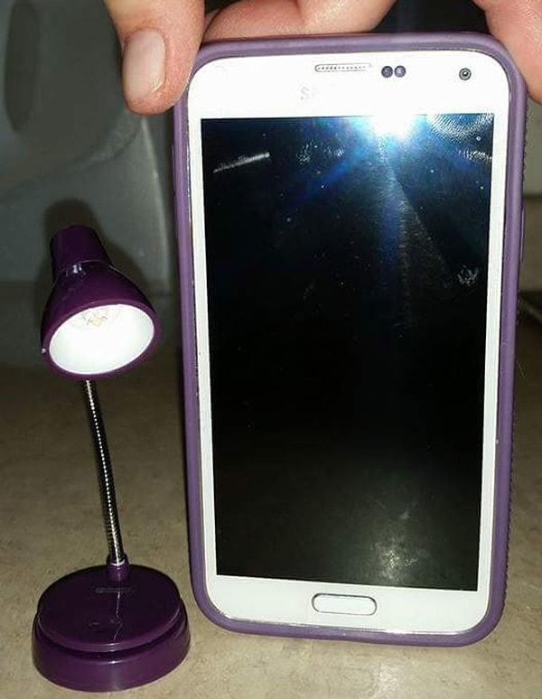 13. "Sipariş ettiğim masa lambası telefonumdan bile küçük."