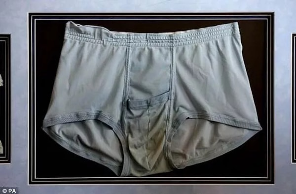 12. Нижнее белье Элвиса Пресли: