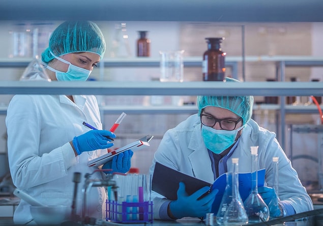 Bilim insanları, pandeminin dünyadaki akışını inceledikten sonra benzer ama daha karmaşık bir metriğe, enfeksiyon-ölüm oranına odaklanmaya karar verdiler.