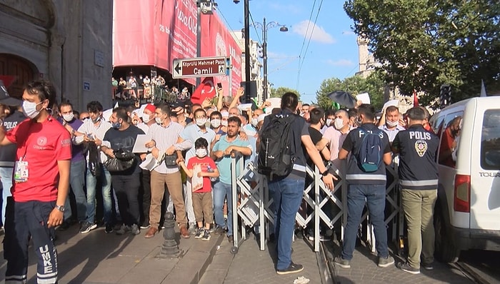 Polis Bariyerini Yıkan Kalabalık Ayasofya'ya Doğru Koştu