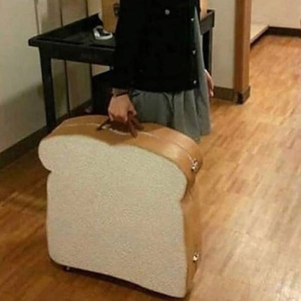 8. Хоспади, где купить такой чемодан??!