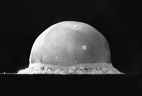3. 1945 yılından ilk nükleer test.