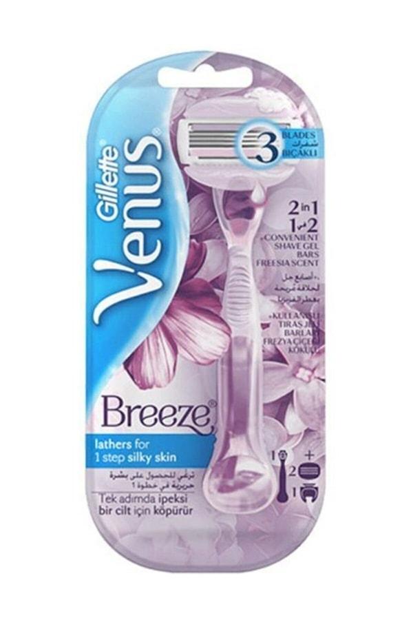 8. Pürüzsüz bir cilde acısız ve kimyasal kullanmadan ulaştıran Gillette Venus Breeze Kadın Tıraş Makinesi, kadınlar için özel olarak tasarlanmış.
