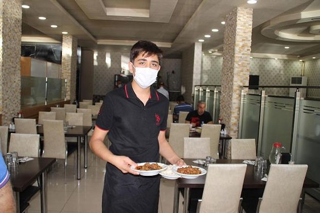 İncesu ilçesindeki Vali Sabahattin Çakmakoğlu Ortaokulu'ndan bu yıl mezun olan Akif Bayam, LGS'de tüm sorulara doğru cevap vererek, 500 tam puan aldı.