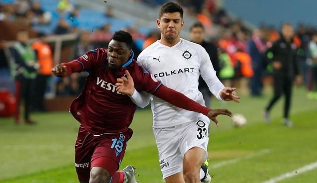 Kiralık sürecinden sonra tekrar Altay'a dönen başarılı savunma oyuncusu geçen sezon Altay'da 12 lig ve 4 kupa maçında forma giydi.