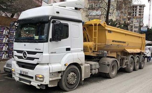 8. Hafriyat kamyonları