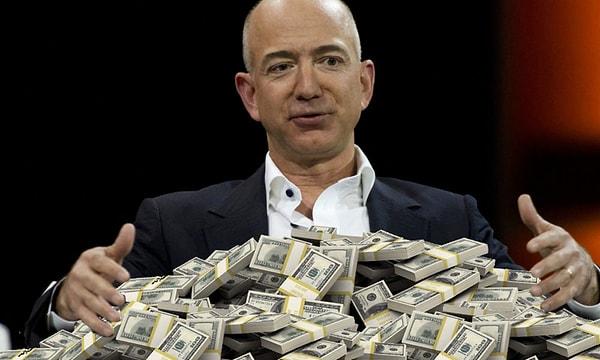 Pandemi nedeniyle dünya ekonomisinde dengeler sürekli değişse de Amazon'un kurucusu Jeff Bezos'un bu salgından en kârlı çıkan isim olduğunu rahatlıkla söyleyebiliriz.