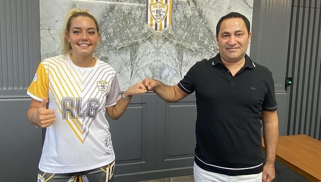 UEFA Kadınlar Şampiyonlar Ligi’nde mutlak başarı hedefleyen ALGSPOR’un da Aycan transferiyle bu turnuva için iddialı bir kadro hedefine yaklaşacağı dile getiriliyor.