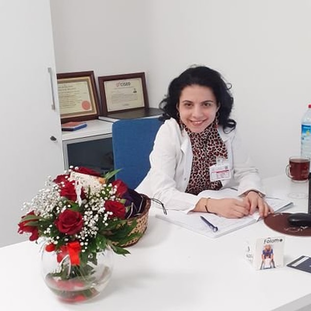 Dr. Müjdegül Karaca ise işte tam da bu olgu üzerine bilimsel açıklamasını yaptı ve "kızlık zarı" diye bir şey olmadığını anlatmaya çalıştı. Bakın sonra neler oldu?