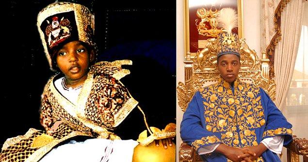 1992 doğumlu 3 yaşından beri Toro Kralı olan Oyo Rukidi aynı zamanda Winchester Üniversitesi'nden işletme diplomasına sahip.