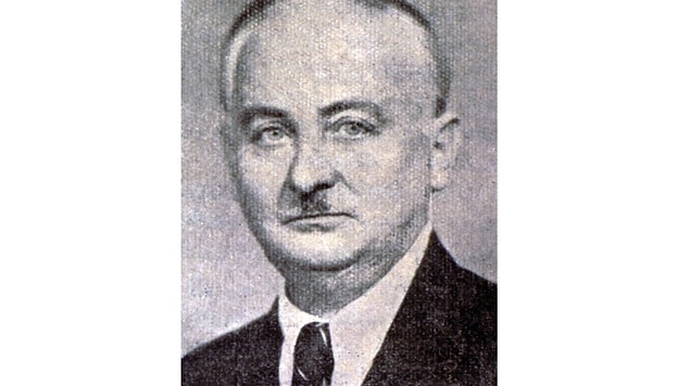 11. Aka Gündüz (1885-1958)