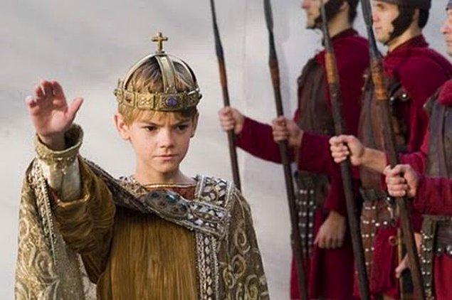 12 yaşında tahta çıkan 13 yaşında tahttan indirilen Romulus Augustus son Batı Roma İmparatoru'dur.