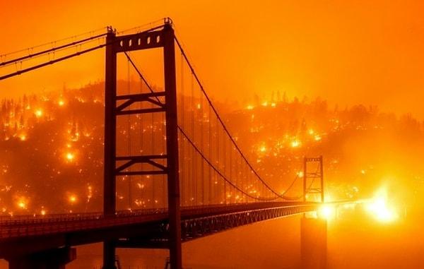 1. ABD'nin Kaliforniya eyaletinde geçtiğimiz haftadan bu yana yangınlar devam ediyor.