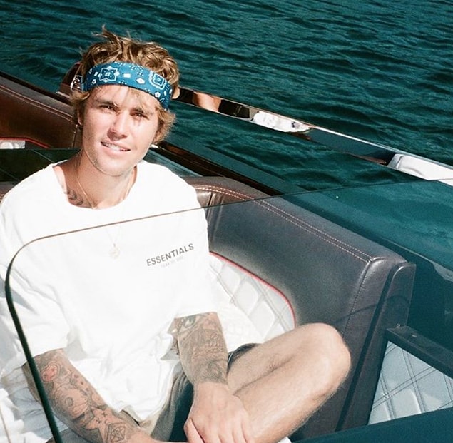 15. The One Less Lonely Girl'ün kurucusu Justin Bieber