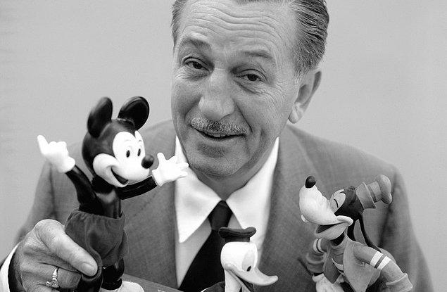 33. Walt Disney, Mickey Mouse'u garajda oynayan farelerden ilham alarak yaratmış.