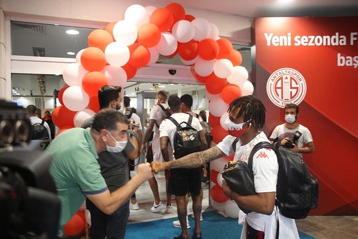 Beşiktaş'tan Antalyaspor'a Yeni Koronavirüs Testi Çağrısı: 'Masrafları Tarafımızca Karşılanacak'
