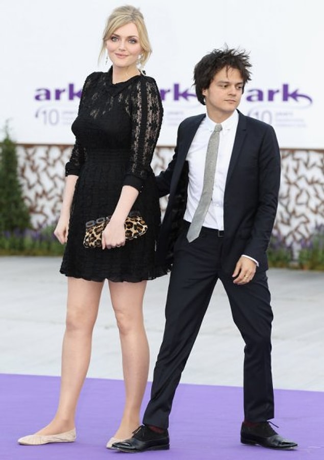 10. Eski model ve yemek yazarı Sophie Dahl, iki çocuğunun babası eşi Jamie Cullum'dan tam 18 cm daha uzun.