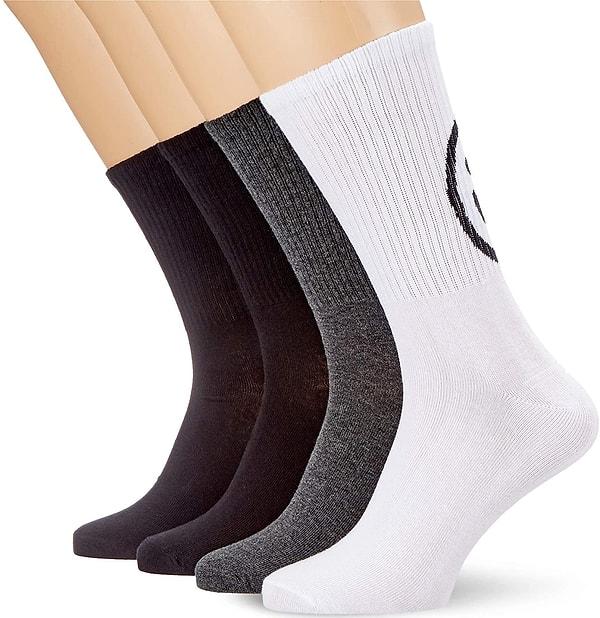 12. Gülen surat desenli 4'lü çorap seti, kendi kategorisinde en çok satan ürün.