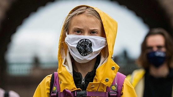 Çevre Aktivisti Greta Thunberg, ABD'li Seçmenden Biden'a Oy Vermelerini İstedi