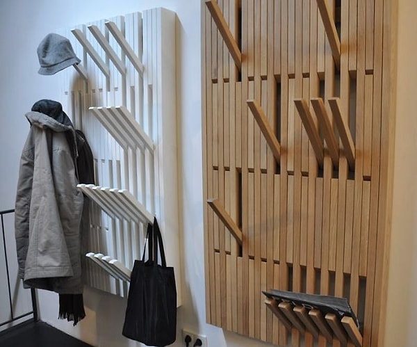 7. Все необходимые крючки и полочки!