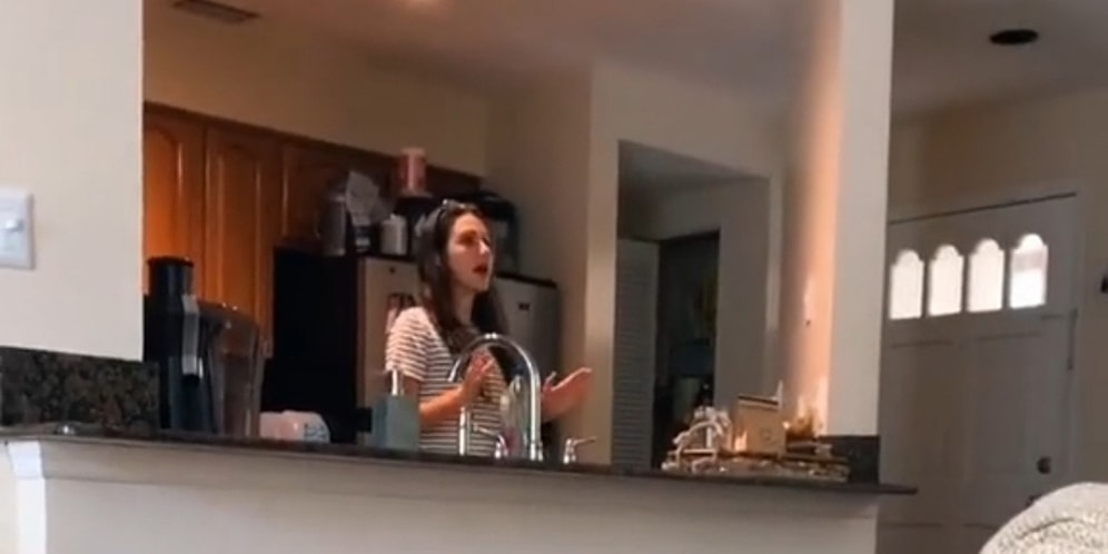 Tüm Gün Ev İşi Yapıp Çocuk Bakan Kadından Daha Fazla İlgi Bekleyen Adamın Aldığı Okkalı Cevap