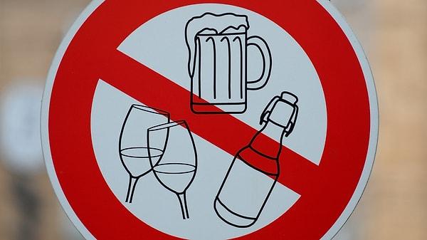 Önemli uyarı! Alkol sağlığa zararlıdır. Tüketmek konusunda bir eğiliminiz varsa güvenmediğiniz yerlerden alkol satın almak sağlığınızı ağır riske sokacaktır.