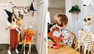 Малыш подружился со скелетом, которого купили его родители в качестве украшения на Хэллоуин