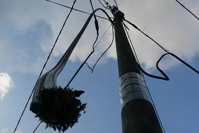 Kabloları Çalan Hırsızlar Yüzünden İnternet Erişimi Kesildi: Yüzlerce Öğrenci Uzaktan Eğitim Alamıyor