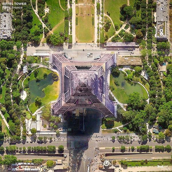 3. Eyfel Kulesi (Paris, Fransa)