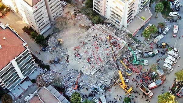 30 Ekim Cuma günü İzmir'de yaşanan ve büyük küçük demeden birçok vatandaşımızı aramızdan alan depremin yarası hem bizler hem de depremzedeler için kolay kolay kapanmayacak.