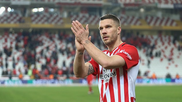 10. Lukas Podolski / Antalyaspor