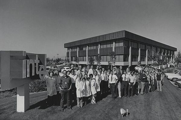 35. Intel, 1968: