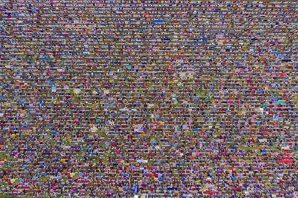 29. Второе место в абстрактной категории: Самое большое собрание