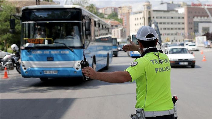 Kovid-19 Denetimlerinde 105 Toplu Ulaşım Aracı Ve 13 İş Yeri Faaliyetten Men Edildi