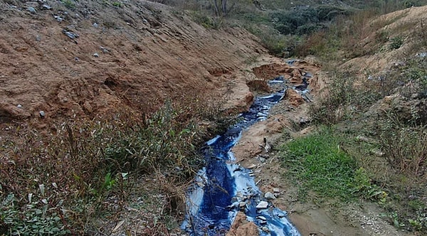 Çalışanlarda maske ve eldiven yok