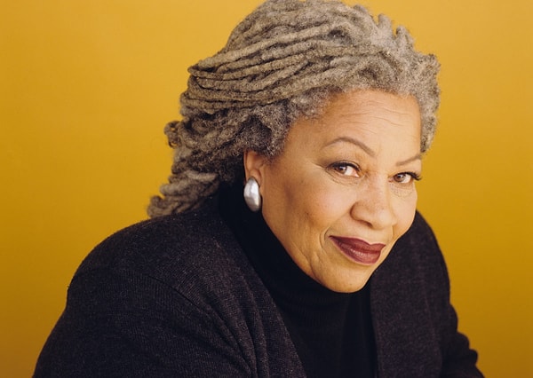 5. Afro-Amerikan edebiyatının tanınmasında önemli rol oynayan Nobel ödüllü yazar: Toni Morrison