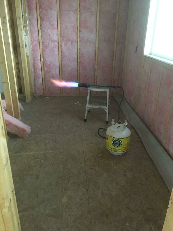 16. "Нагреватель у меня на работе".