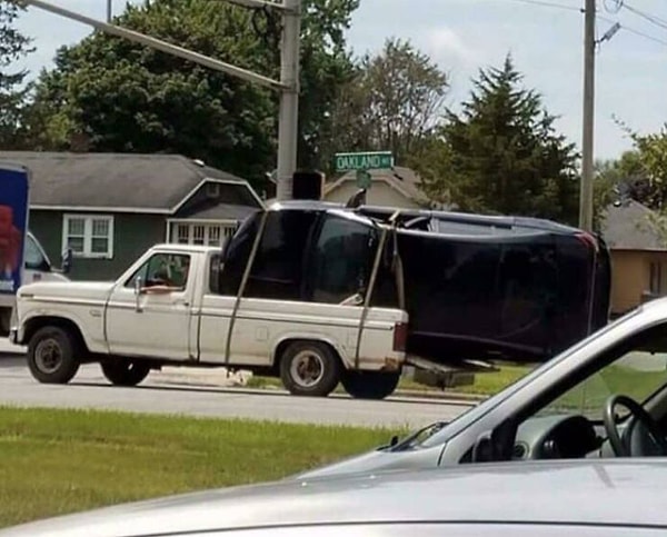 20. "Когда эвакуатор стоит слишком дорого, а новая краска и прочий мелкий ремонт - вполне по карману".